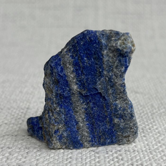 Lapis lazuli neopracovaný minerál