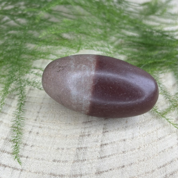 Shiva lingam minerální hmatka